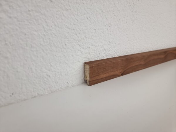 Sockelleiste furniert Nuss