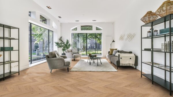 Scheucher Parkett | MULTIflor 11 | Franz&ouml;sisches Fischgr&auml;t 45&deg; | Eiche Country Perla | VALLETTA SEDA